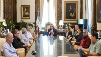 Fernández se reunió con la CGT y movimientos sociales que marcharán el 17 de noviembre