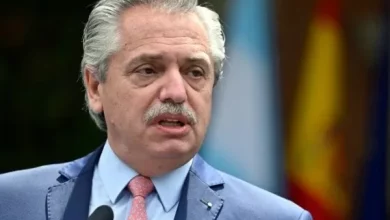 En una entrevista habló sobre la relación con la Vicepresidente, con Máximo Kirchner y sobre las internas.