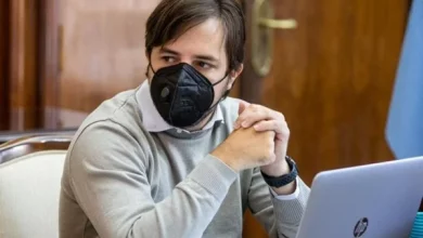 "Estamos de nuevo atentos, la pandemia sigue siendo una realidad."