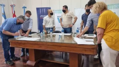 Más de una docena de comercios locales recibieron financiamiento de parte de Adecon.