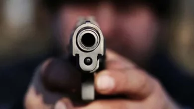 Dos menores y un hombre de 40 años heridos por disparos