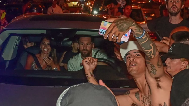 Lionel Messi y sus compañeros celebraron el título del Mundo en Rosario