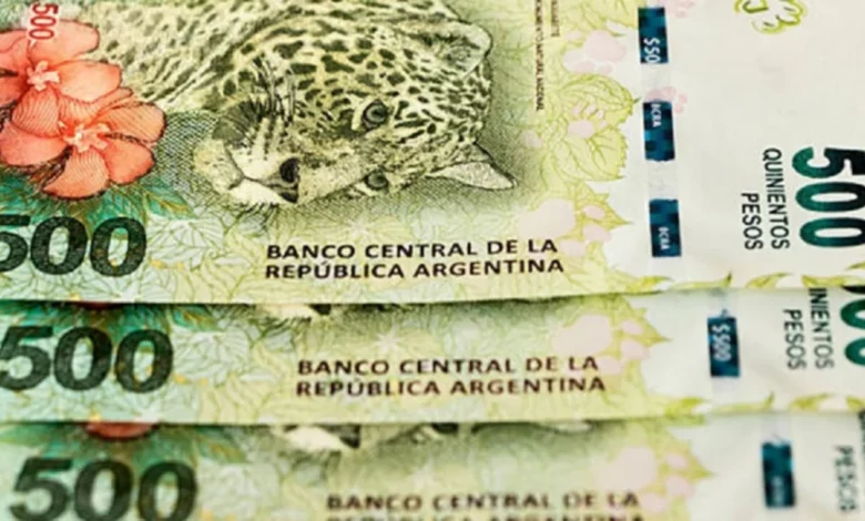 Un billete de 500 pesos se vende a más de $200 mil por un error en la impresión.