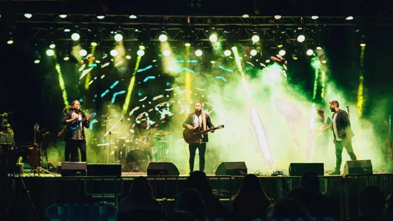 Con ocho noches de música y espectáculos, comenzó la 60ª Fiesta Provincial del Turismo de Achiras