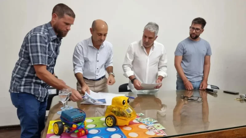 Villa Constitución: lanzaron la Colonia Científica