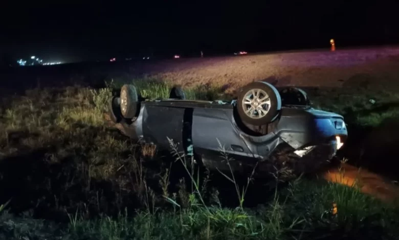 KM 211: un automóvil con 4 ocupantes despistó y volcó en la Autopista