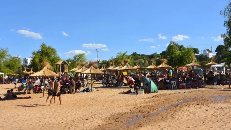 Villa Constitución: solicitan cumplir las normas de convivencia en la playa pública