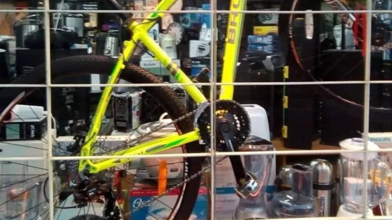 Robaron un local dedicado a la venta de electrodomésticos