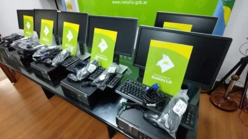 Impulsando la Tecnología y el Acceso a la Información