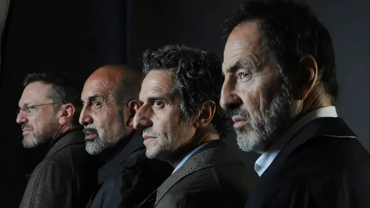 Los Simuladores