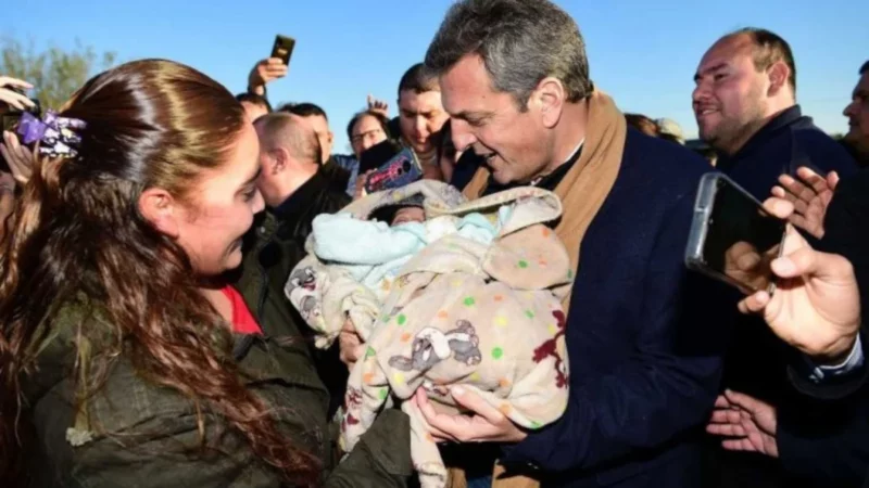 Agenda intensa en el Conurbano: Sergio Massa cierra su campaña oficial