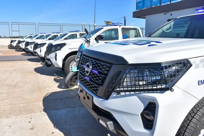 el municipio entrega patrulleros