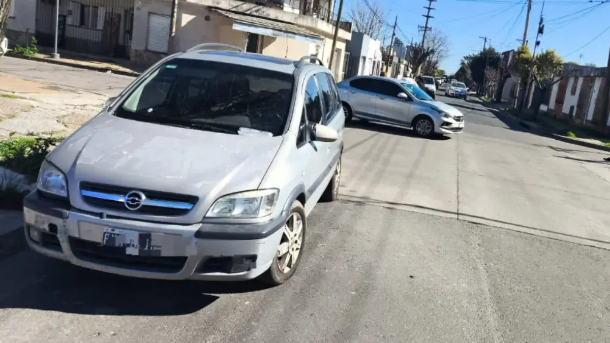 choque en Alberdi y Francia