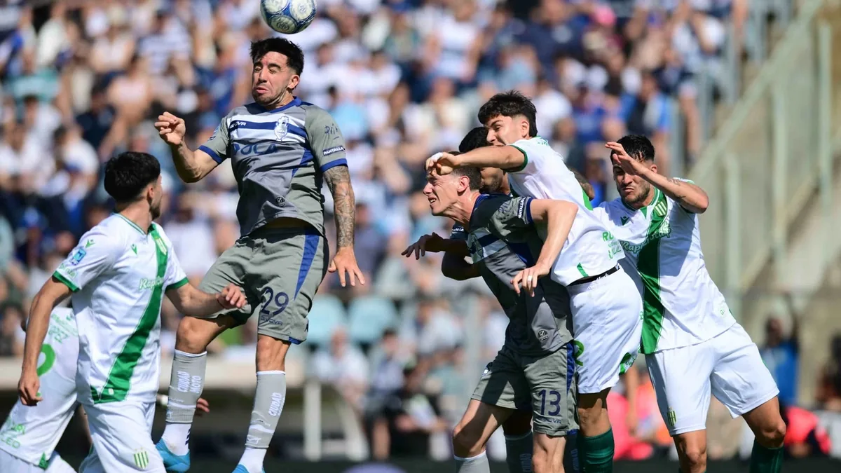Gimnasia Banfield 2-2